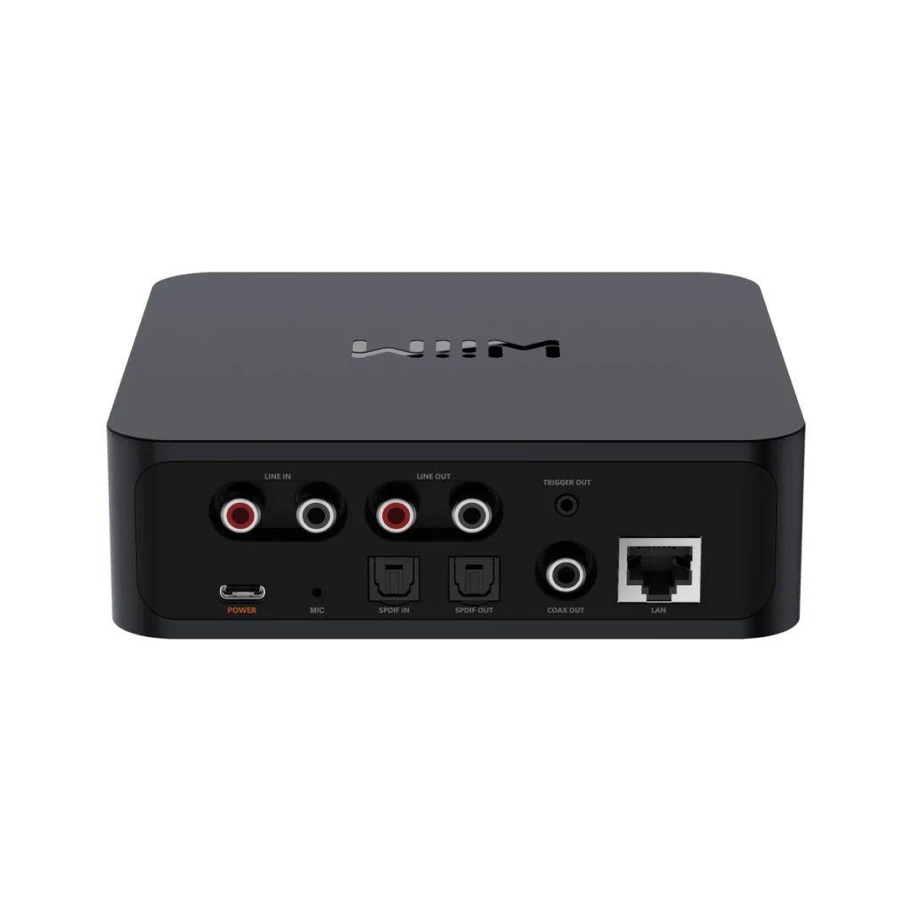 WiiM Pro baksida med RCA, optisk, koaxial och LAN